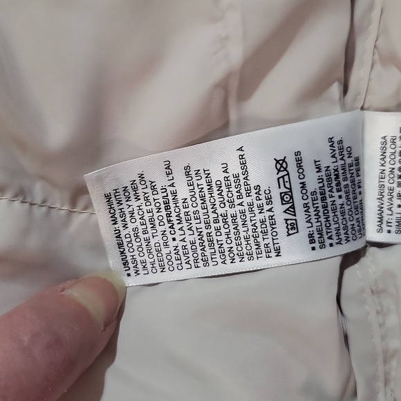 AMAZON ESSENTIALS Stone/Cream Lightweight Water-Resistant Hooded Puffer Coat - Picture 13 of 14